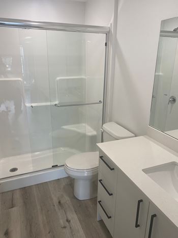 4 Pc bathroom